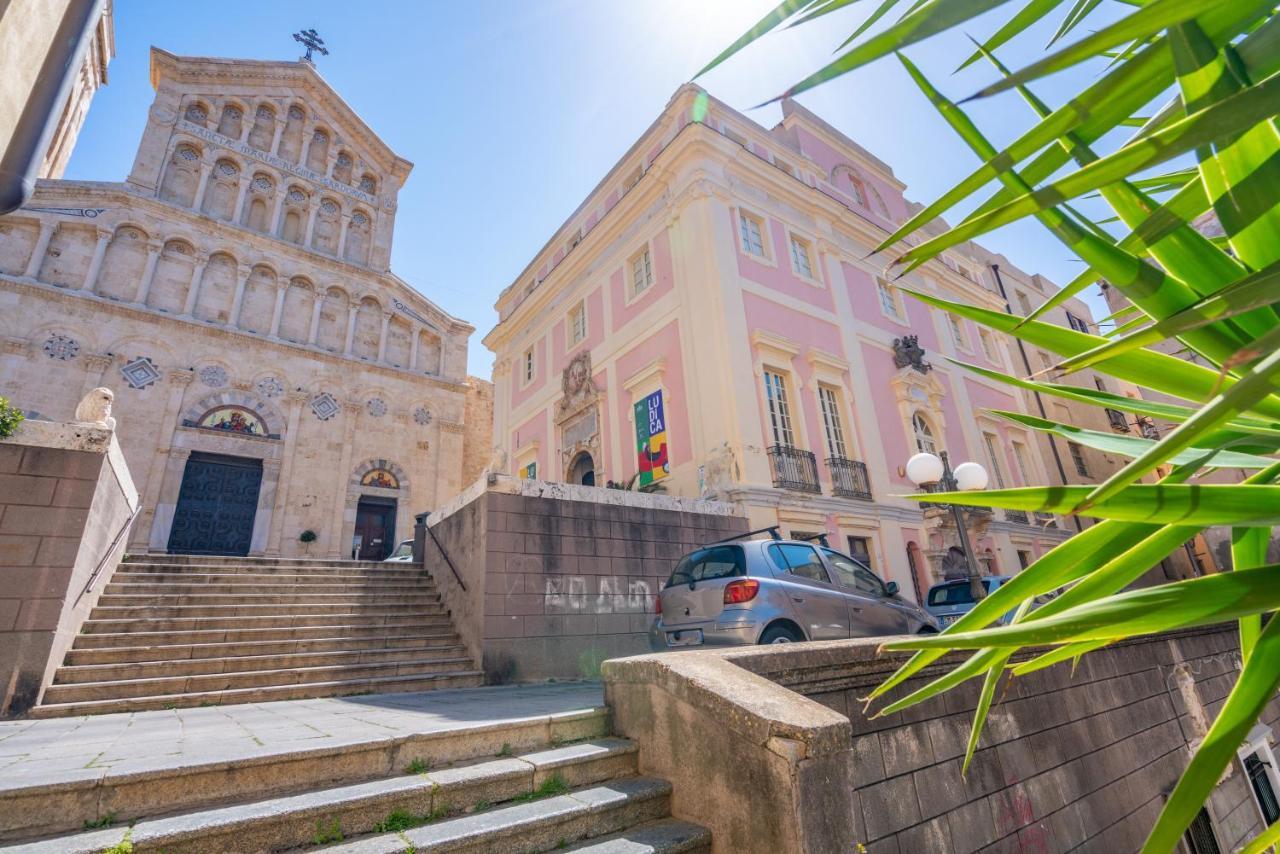 Una Splendida Vista Sulla Cattedrale - Wifi - Ac 칼리아리 외부 사진