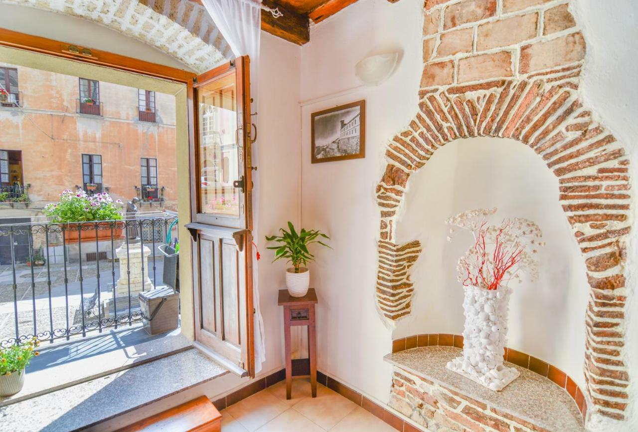 Una Splendida Vista Sulla Cattedrale - Wifi - Ac 칼리아리 외부 사진