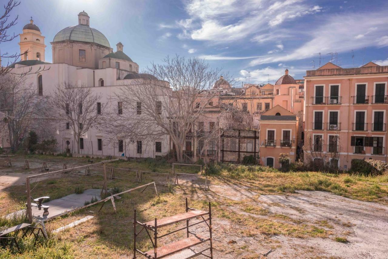 Una Splendida Vista Sulla Cattedrale - Wifi - Ac 칼리아리 외부 사진
